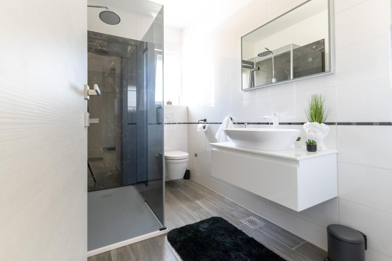 Silver Luxury Apartment Trogir Exterior photo