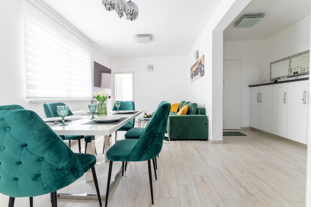 Silver Luxury Apartment Trogir Exterior photo